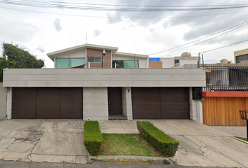 Casa en  Justo Sierra 7, Mz 070, Cd. Satélite, 53100 Naucalpan De Juárez, Méx., México