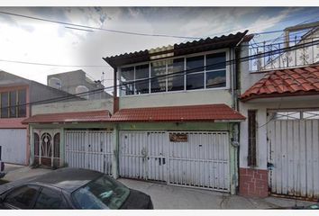 Casa en  Panaderia La Pajarera, Pajarera, Benito Juárez, Nezahualcóyotl, Estado De México, México