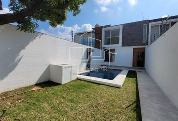 Casa en  Calle Paracho 36, Lázaro Cárdenas, Cuautla, Morelos, 62757, Mex