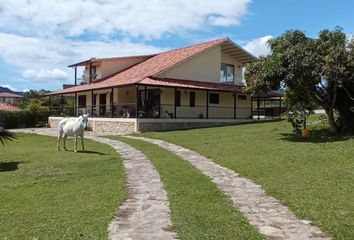 Casa en  Condominio Lagos De San Felipe, Unnamed Road, Anolaima, Cundinamarca, Colombia