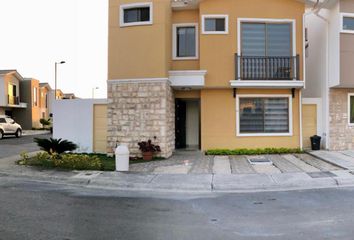 Casa en  Mallorca Village, E486, Ecuador