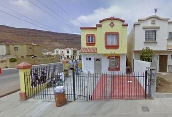Casa en  C. Homero 619, Villa Residencial Del Rey Ii, Ensenada, Baja California, México