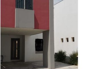 Casa en fraccionamiento en  Las Lomas Sector Jardines, Villas Del Poniente, Nuevo León, México