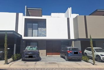 Casa en  Nuevo Refugio, Anillo Vial Fray Junípero Serra, El Refugio, Santiago De Querétaro, Querétaro, México