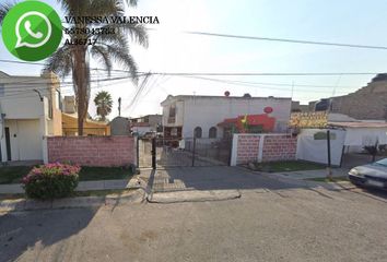 Casa en  Valle De Las Golondrinas Oriente, 4 Estaciónes, Valle Dorado Inn, Jalisco, México
