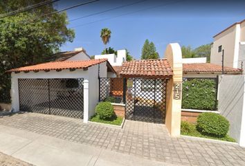 Casa en  Primera De Fresnos 215, Jurica, 76100 Santiago De Querétaro, Querétaro, México