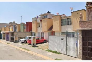 Casa en condominio en  Avenida Paseos De Tultepec Sur, Santiago Teyahualco, Estado De México, México