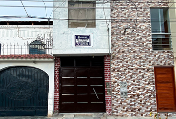 Casa en  Jorge Arróspide 261, Chiclayo, Perú