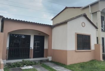 Casa en  Urbanización Villa Club, Ecuador