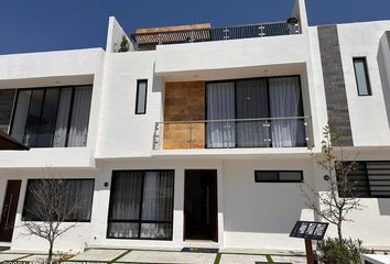 Casa en fraccionamiento en  Zibatá, Querétaro, México