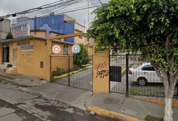 Casa en fraccionamiento en  De La Era, Unidad San Buenaventura, San Buenaventura, Estado De México, México
