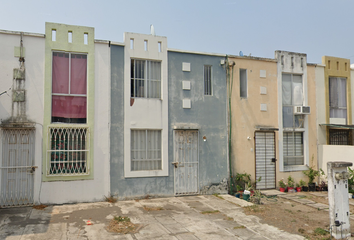 Casa en  Puente Moreno, Medellín