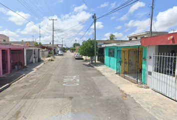 Casa en  C. 29-a, Héctor Victoria, 97370 Kanasín, Yuc., México