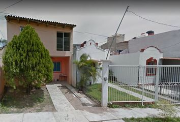 Casa en  Salvador Magaña Farias, Loma Dorada, Linda Vista, 28979 Villa De Álvarez, Colima, México