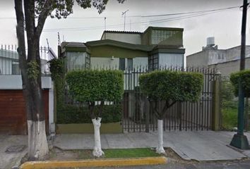 Casa en  Paseo De Los Abetos 65, Paseos De Taxqueña, Ciudad De México, Cdmx, México