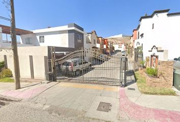 Casa en  El Lago, Tijuana