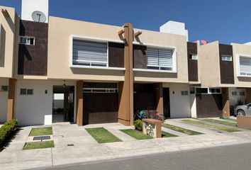 Casa en fraccionamiento en  Paseo Arboleda, Avenida Arboleda, Santin, San Mateo Otzacatipan, Estado De México, México