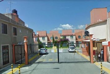 Casa en condominio en  Cofradia De San Miguel, Cuautitlán Izcalli, Estado De México, México