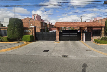 Casa en fraccionamiento en  Marie Curie 803, Mz 001, Las Torres, Toluca De Lerdo, Estado De México, México