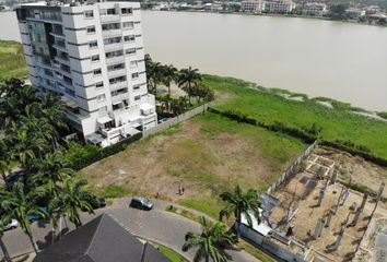 Terreno Comercial en  Isla Mocoli, Samborondón, Ecuador