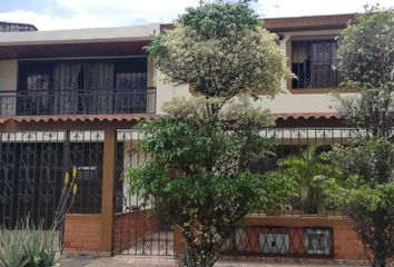 Casa en  Avenida 3 Norte & Calle 47b Norte, Vipasa, Cali, Valle Del Cauca, Colombia