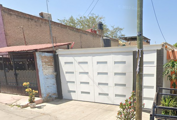Casa en  Calle Celerino Navarro 4901, Lomas Del Paraíso Ii, Guadalajara, Jalisco, México