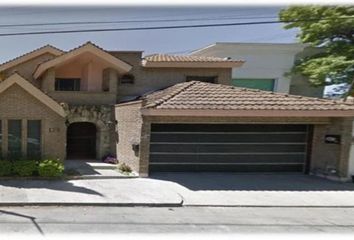 Casa en  Sebastián Benalcázar, Mirasierra 1er Sector, San Pedro Garza García, Nuevo León, México
