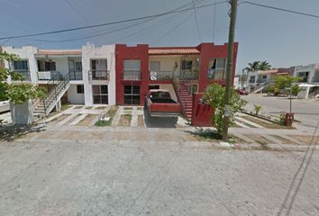 Casa en  Circuito Playa De Oro, Los Tamarindos, Ixtapa, Jalisco, México