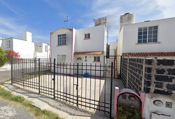 Casa en  Leonardo Rodríguez A., Conquistadores, 76121 Santiago De Querétaro, Qro., México