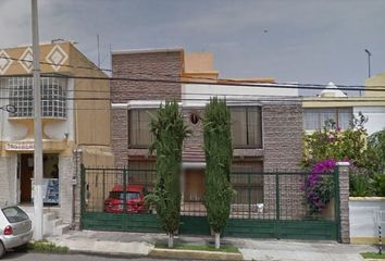 Casa en  Habitacional Viveros De La Loma, Tlalnepantla De Baz, Estado De México, México