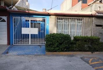 Casa en  Isla De Guadalupe 42, Jardines De Morelos, Ecatepec De Morelos, Estado De México, México