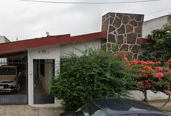 Casa en  Calle Emilio Carranza 99, Jose Cardel, Xalapa-enríquez, Veracruz, México