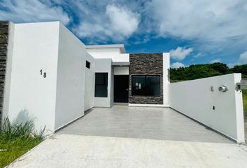 Casa en fraccionamiento en  Lomas Del Mediterráneo, Veracruz, México