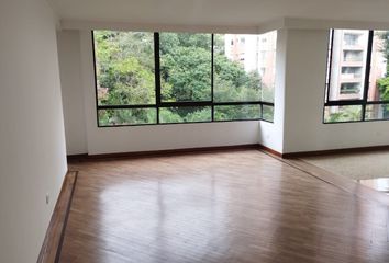 Apartamento en Poblado, Medellín