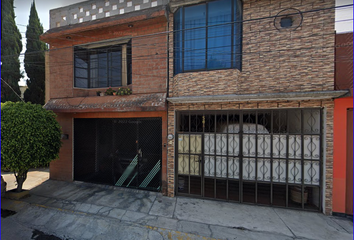 Casa en  Calle Hacienda Las Violetas, Hacienda Real De Tultepec, Santiago Teyahualco, Estado De México, México