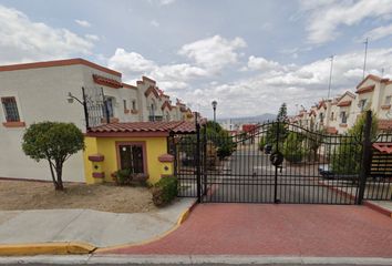 Casa en fraccionamiento en  Privada Fuerteventura, Villa Del Real 6ta Seccion, Villa Del Real 4ta Sección, Ojo De Agua, Estado De México, México