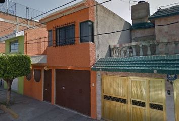 Casa en  Valle Del Colorado, Valle De Aragon 1ra Sección, Ciudad Nezahualcóyotl, Estado De México, México