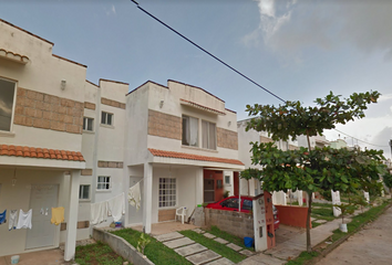 Casa en  Fracc Habitacional Las Olas, Cosoleacaque, Veracruz De Ignacio De La Llave, Mex