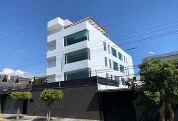 Bodega-Galpon en  De Las Higueras & Julio Arellano, Quito, Ecuador