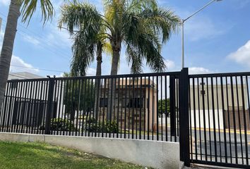 Casa en  Castaña De Abedul, Privada La Castaña, Ciudad Apodaca, Nuevo León, México