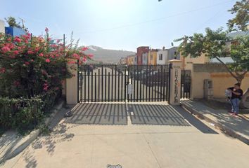 Casa en  Privada Santa Veronica, Paseo Santa Maria, Tijuana, Baja California, México