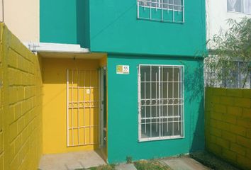 Casa en fraccionamiento en  Paseo De Los Almendros, Residencial Los Almendros, Fraccionamiento Las Llaves, Ayala, Morelos, 62715, Mex