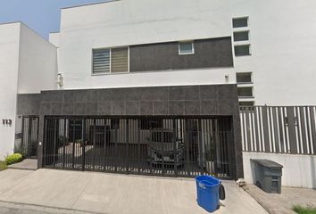 Casa en  Ambar, Colinas De Las Cumbres 1o. Sector, Monterrey, Nuevo León, México