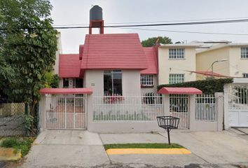 Casa en  Tórtolas 26, Mz 019, Las Alamedas, Atizapán, Edomex, México