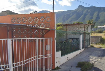 Casa en  P.º De Los Jabalíes, Lomas De Lourdes, 25090 Saltillo, Coah., México