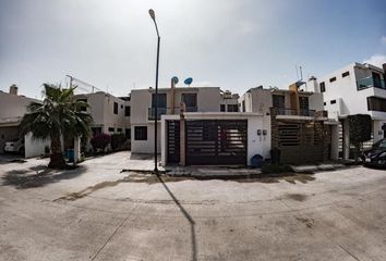 Casa en fraccionamiento en  Parque Fracc. Buenavista, Carmen - Puerto Real, Mission Del Carmen, Ciudad Del Carmen, Campeche, México