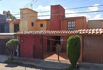 Casa en  Jorge Jimenez Cantu, San Jorge Pueblo Nuevo, Estado De México, México