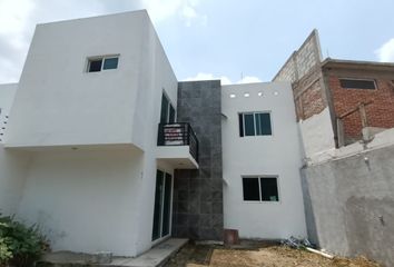 Casa en  Brisas De Cuautla, Cuautla De Morelos, Morelos, México