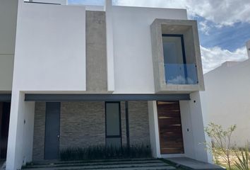 Casa en  Formosa, Fraccionamiento Valle Imperial, Zapopan, Jalisco, 45134, Mex