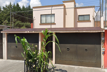 Casa en  Hda. De Pastejé 74, Mz 030, Santa Elena, San Mateo Atenco, Estado De México, México
